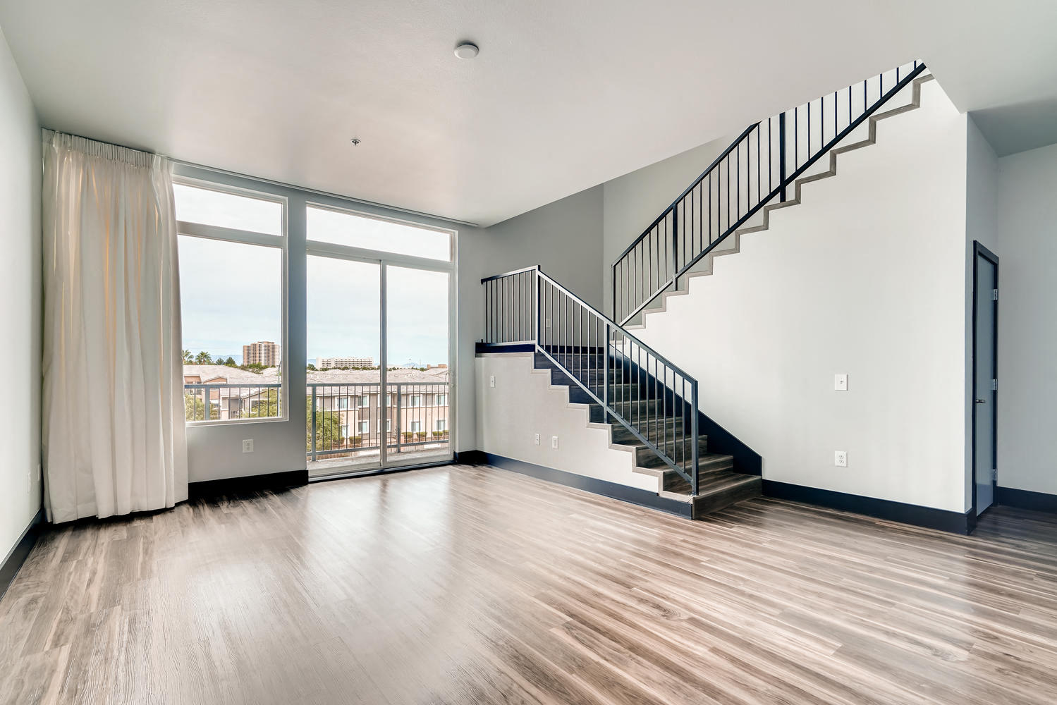 Gallery Photo 18